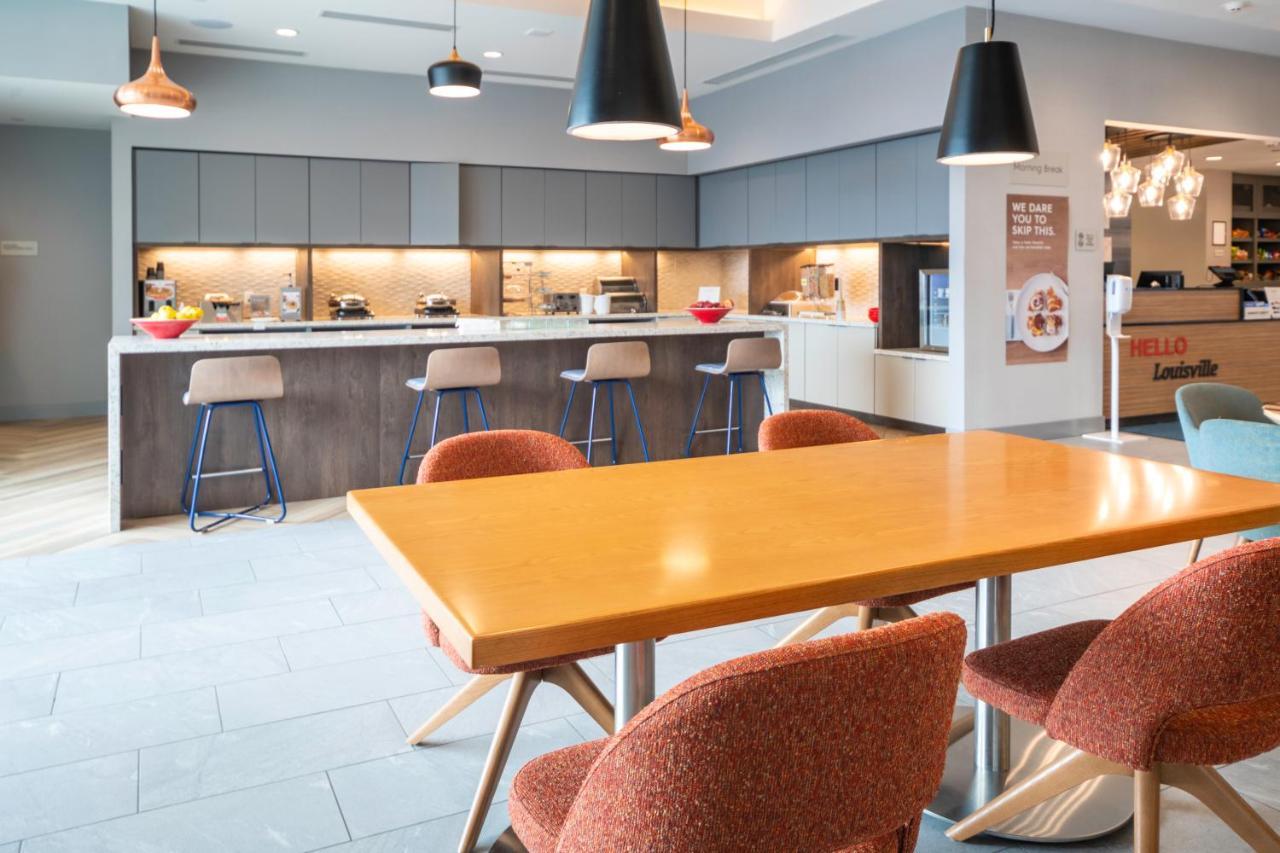 Towneplace Suites By Marriott Louisville Downtown Экстерьер фото