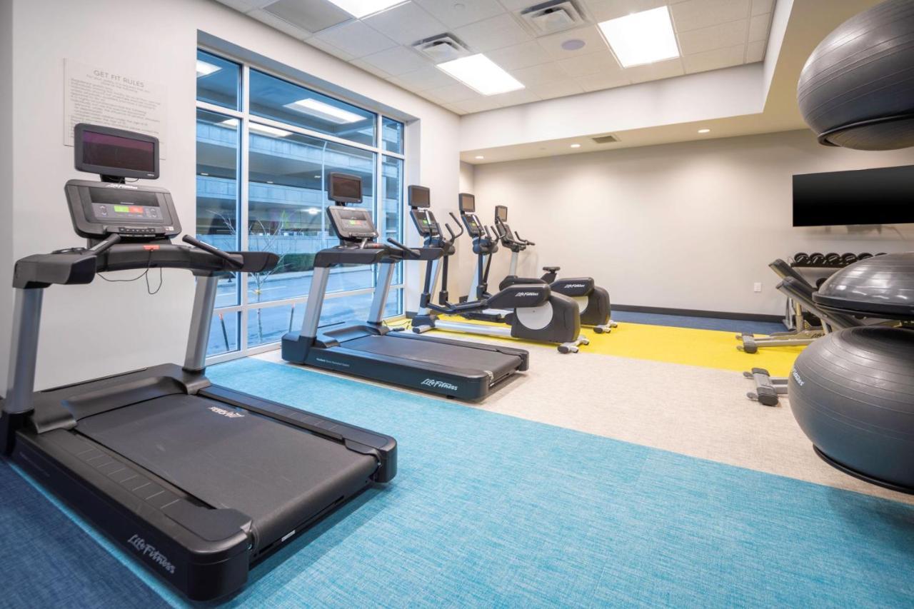 Towneplace Suites By Marriott Louisville Downtown Экстерьер фото