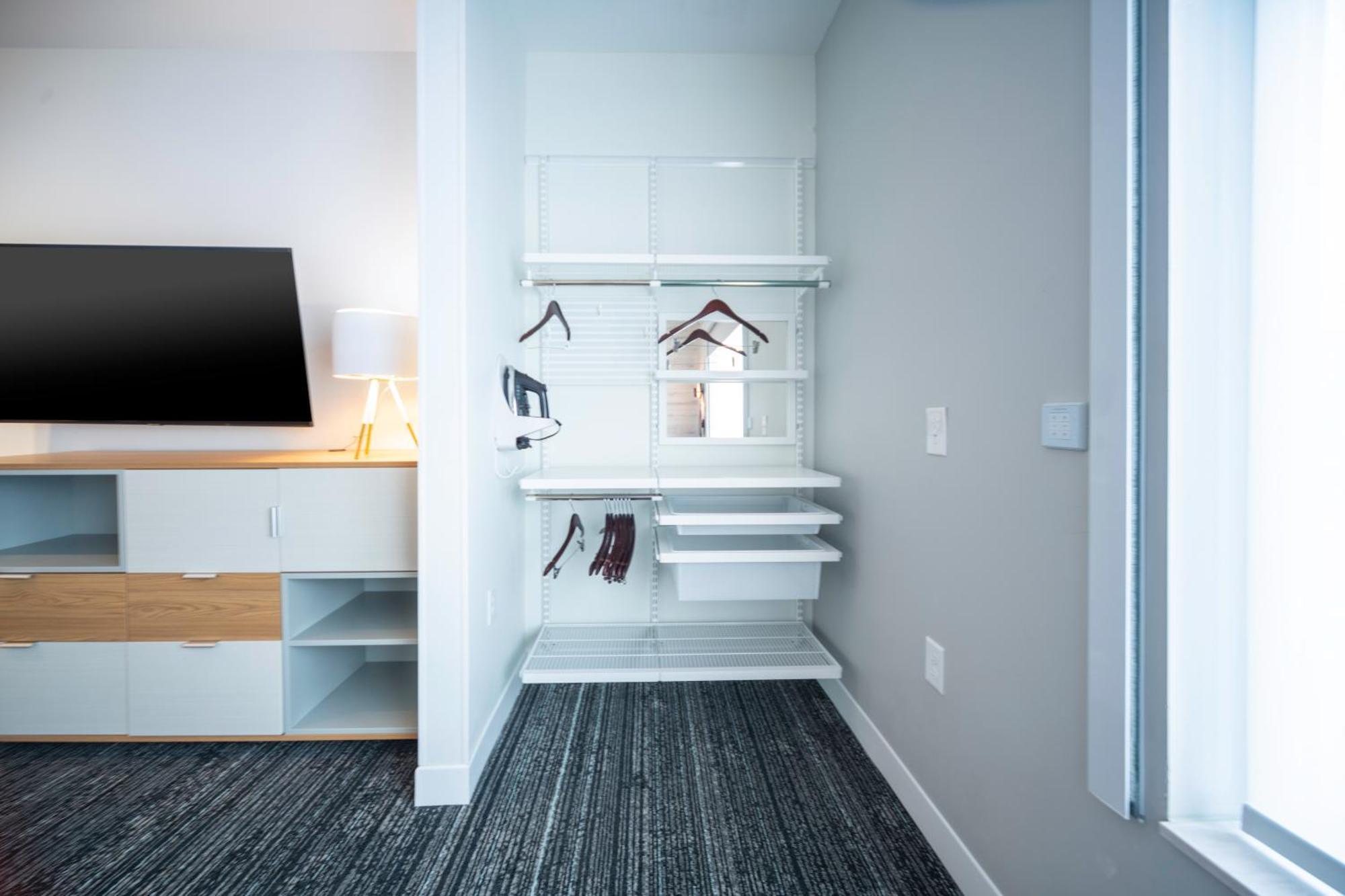 Towneplace Suites By Marriott Louisville Downtown Экстерьер фото