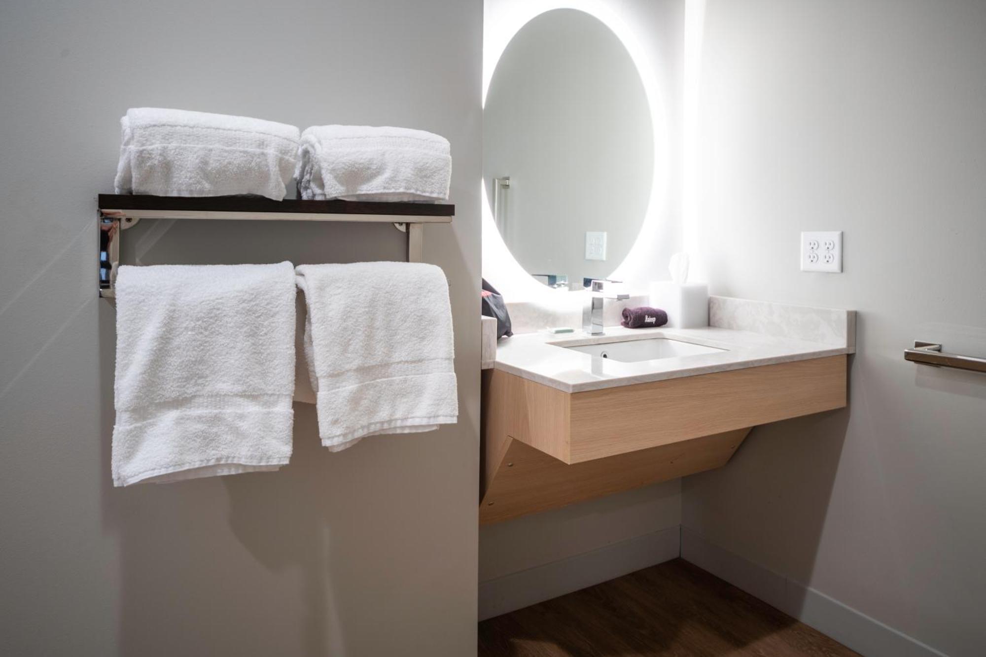 Towneplace Suites By Marriott Louisville Downtown Экстерьер фото